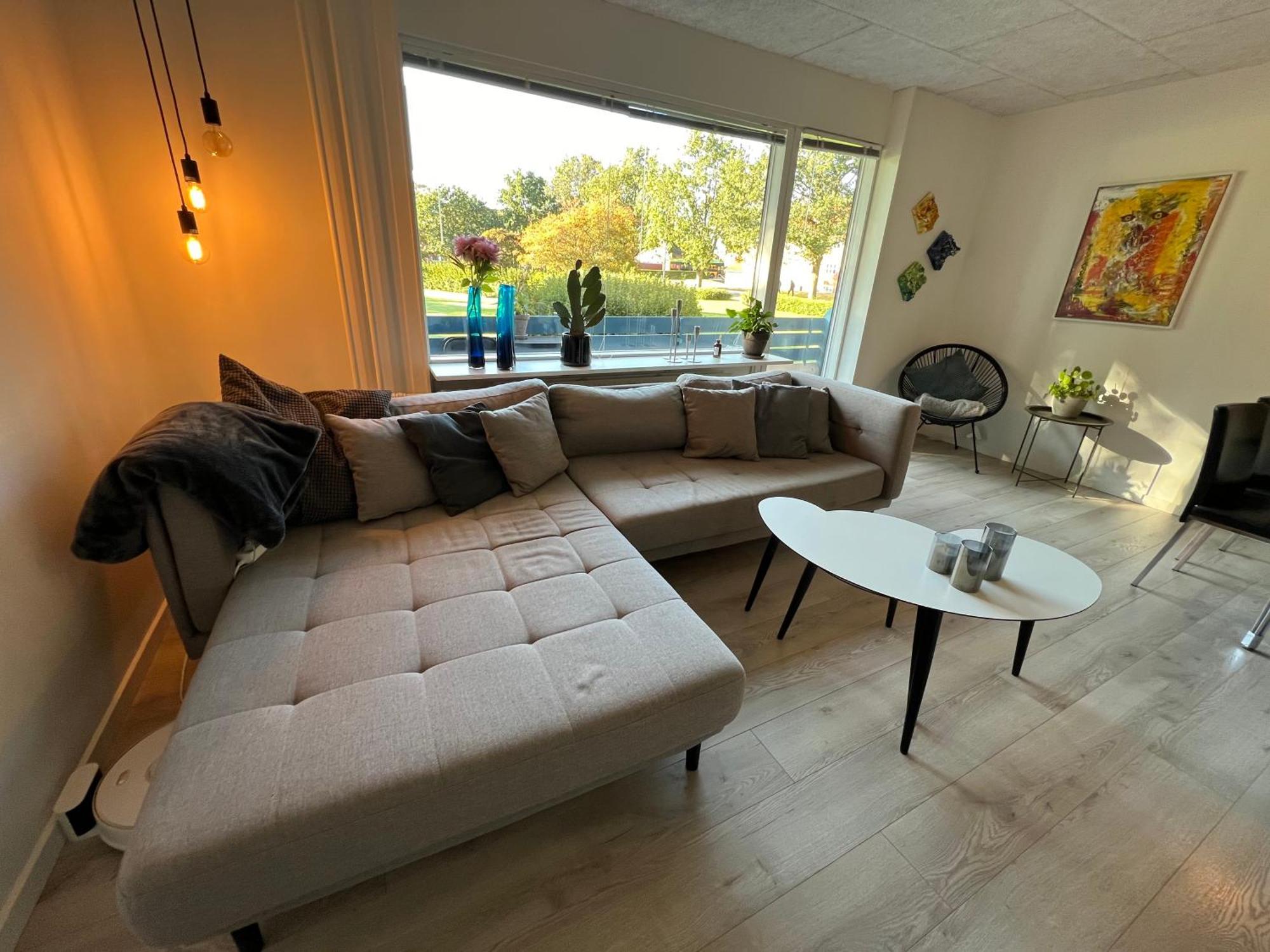 Nyrenoveret Lejlighed Med Balkon Og Parkering Esbjerg Exterior photo
